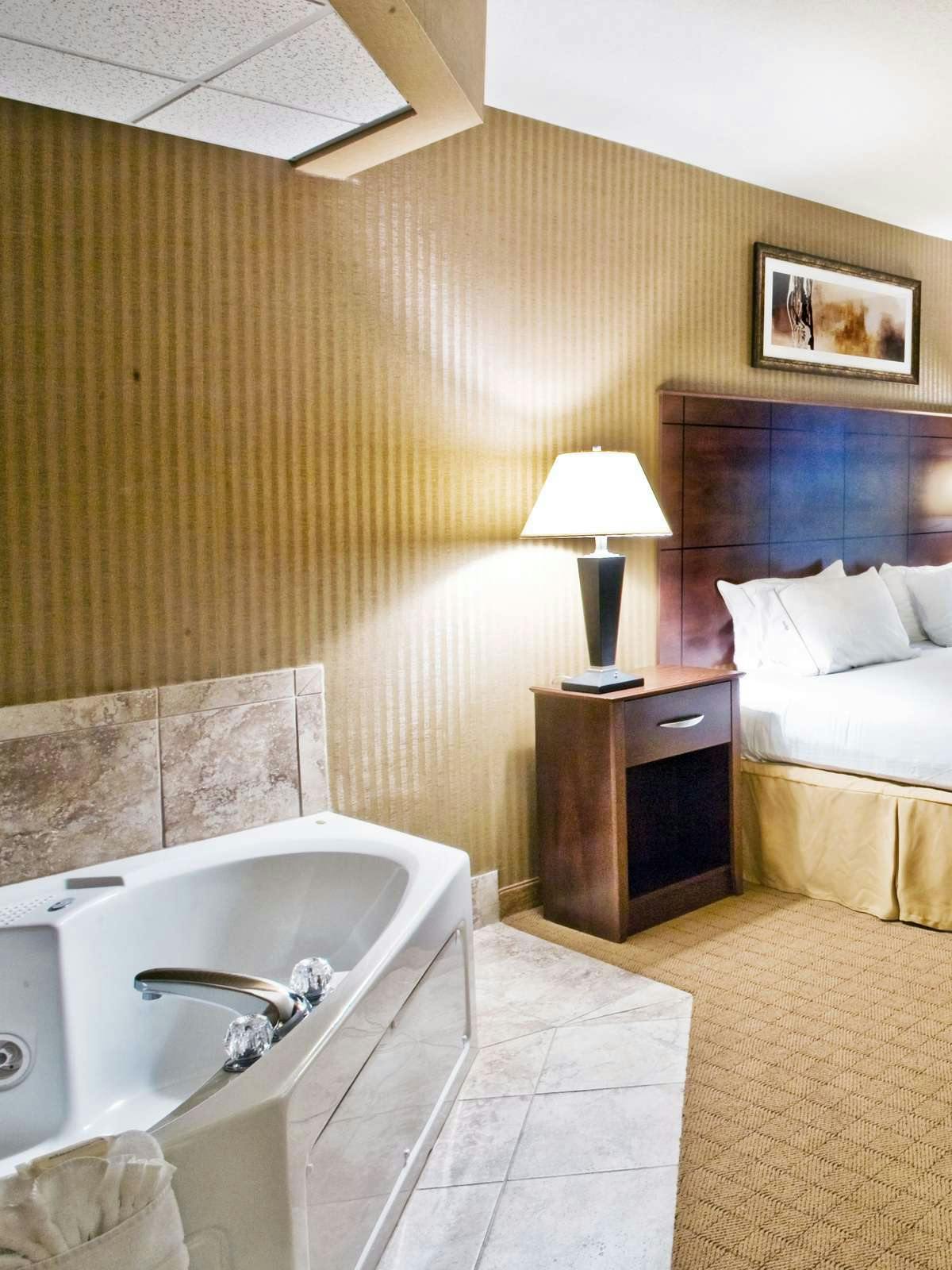 Hotel Holiday Inn Express Hotel & Suites Lake Placid photo 2