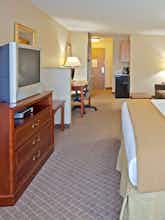 Hotel Holiday Inn Express Hotel & Suites Lacey photo 2