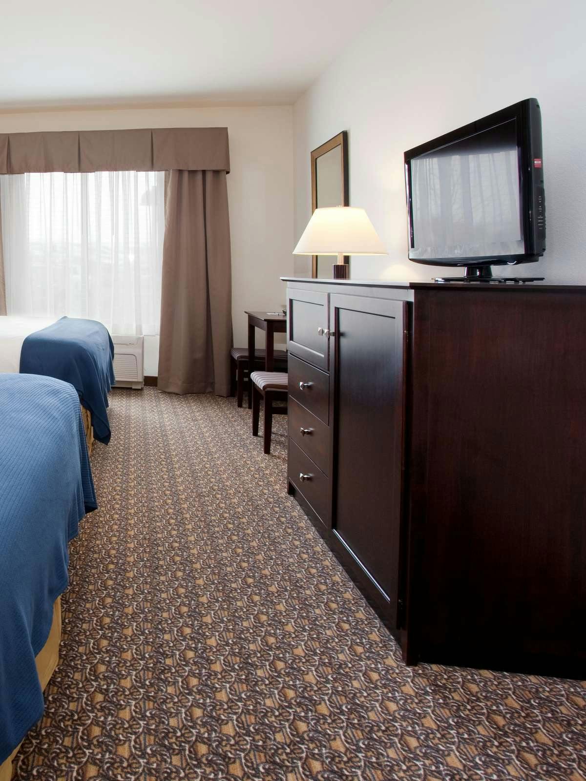 Hotel Holiday Inn Express Hotel & Suites Lander photo 2