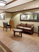 Hotel Holiday Inn Express Hotel & Suites Lander photo 3