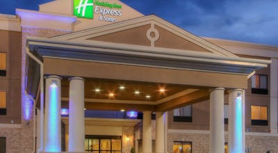 Holiday Inn Express Hotel & Suites Las Vegas