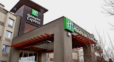 Holiday Inn Express Hotel & Suites Langley