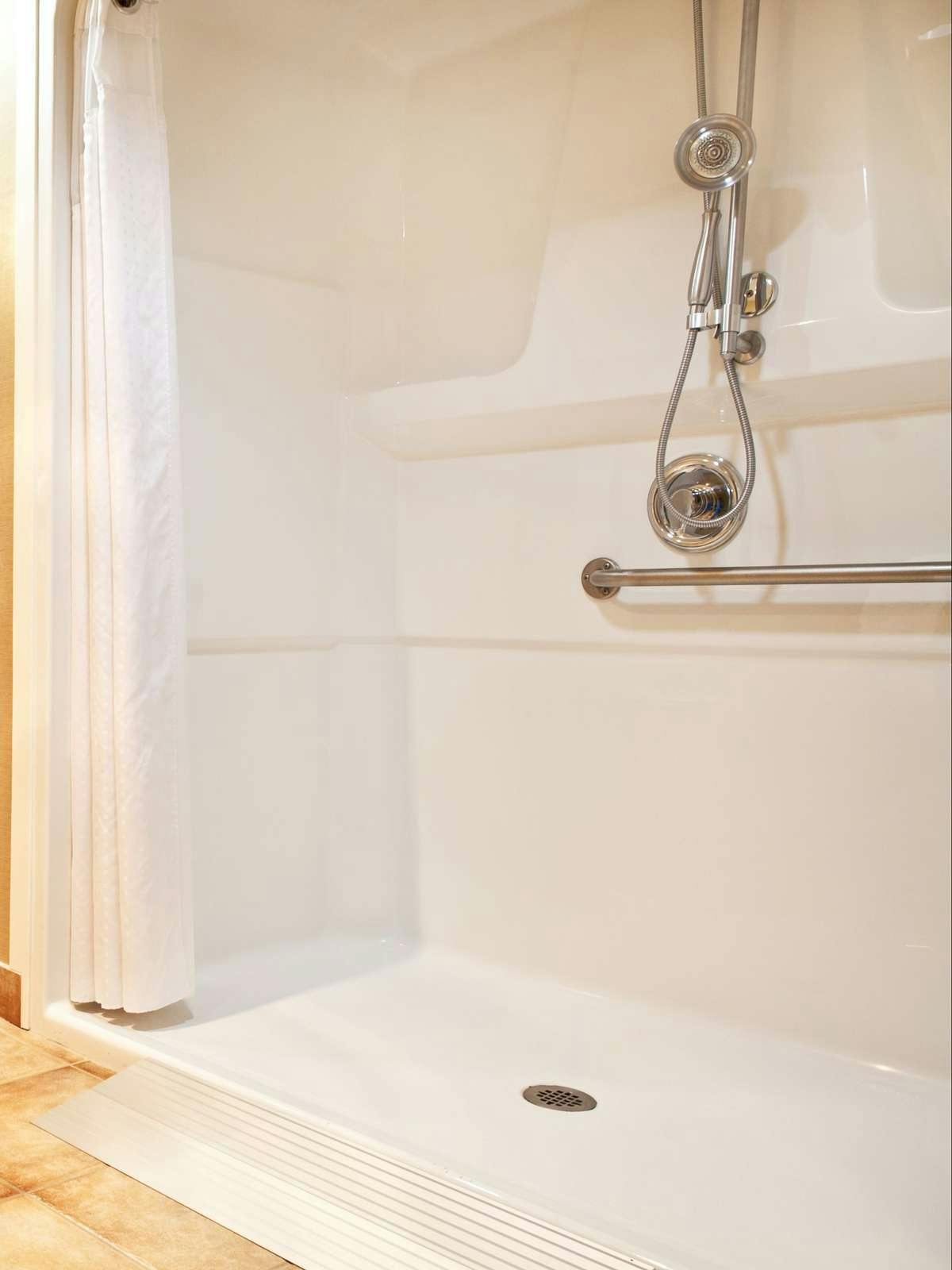 Hotel Holiday Inn Express Hotel & Suites Langley photo 3