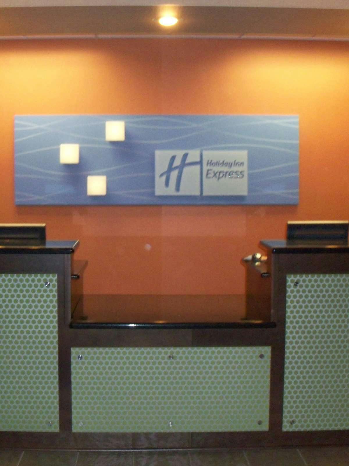 Hotel Holiday Inn Express Hotel & Suites Lexington photo 5