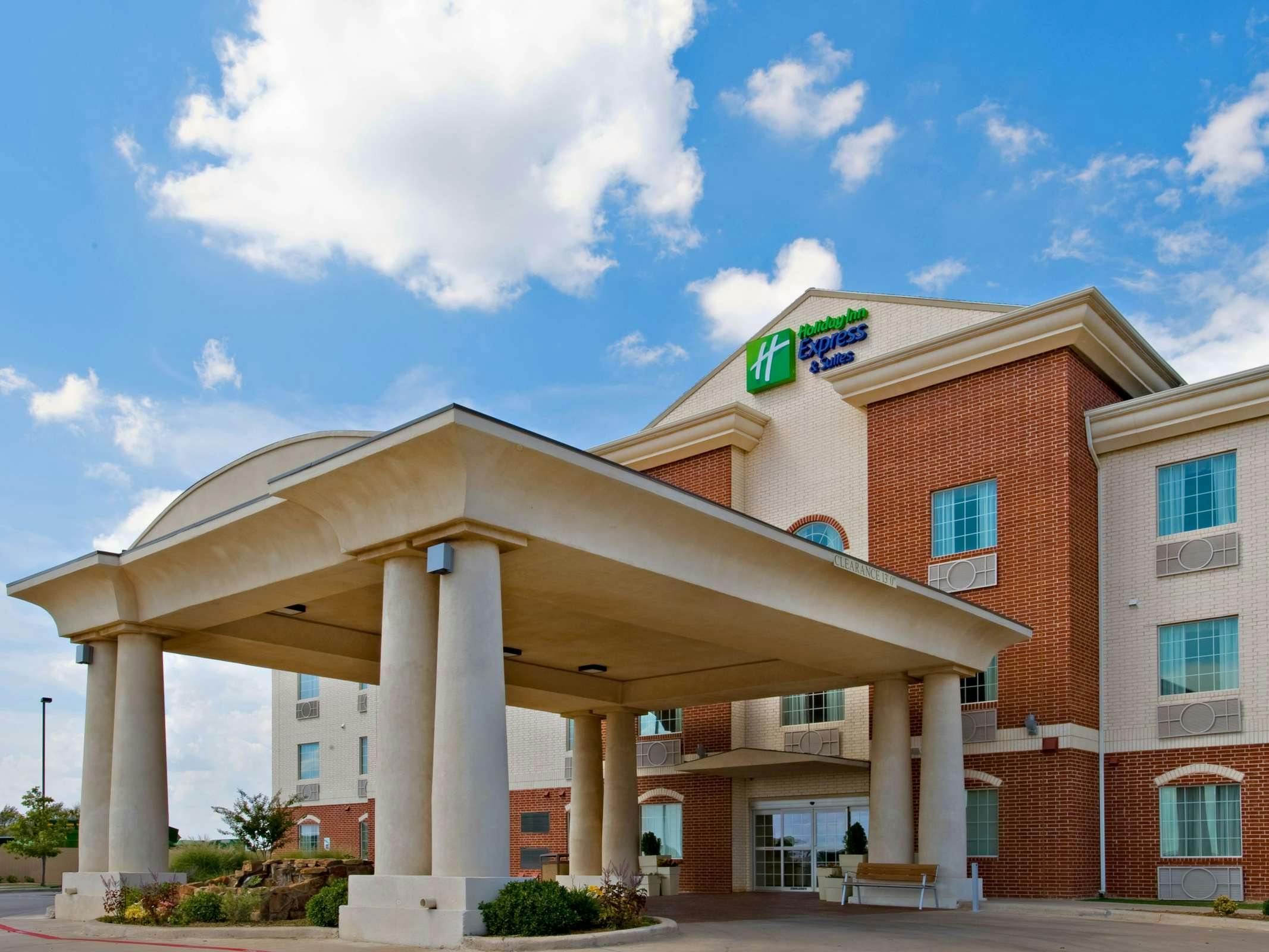 Holiday Inn Express Hotel & Suites Levelland