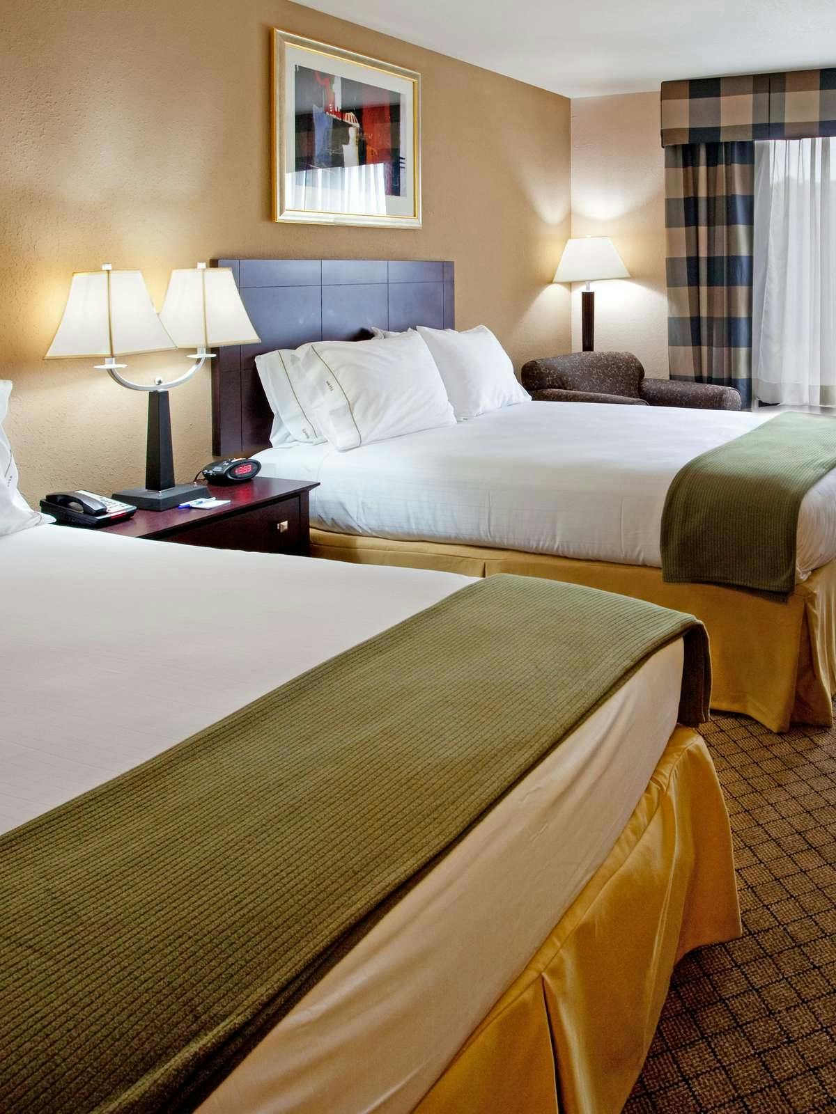 Hotel Holiday Inn Express Hotel & Suites Lavonia photo 1