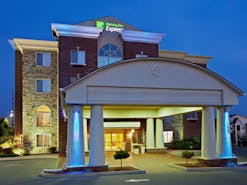 Holiday Inn Express Hotel & Suites Lexington Downtown University
