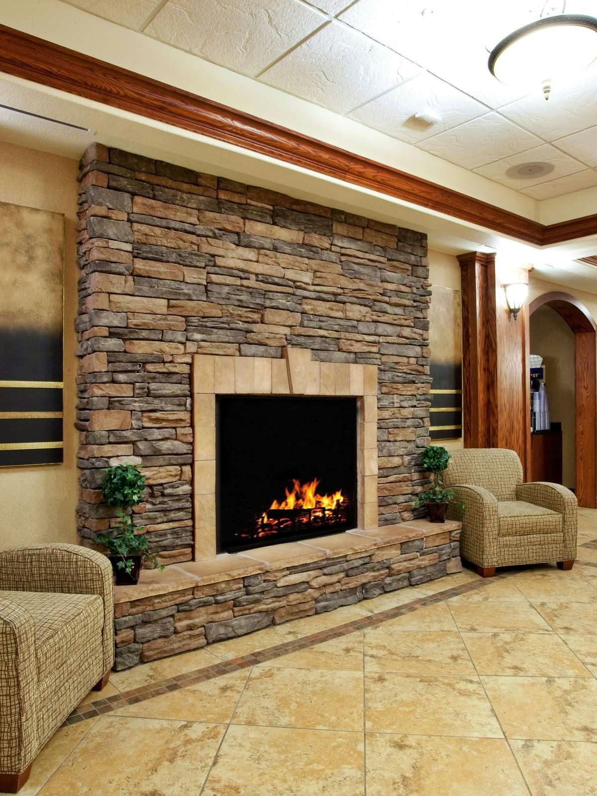 Hotel Holiday Inn Express Hotel & Suites Lewisburg photo 3