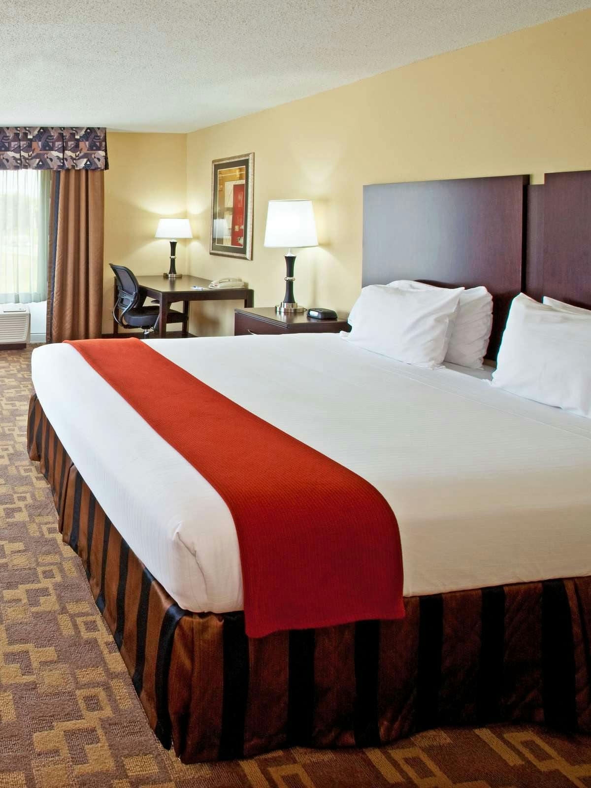 Hotel Holiday Inn Express Hotel & Suites Lexington Northeast photo 1