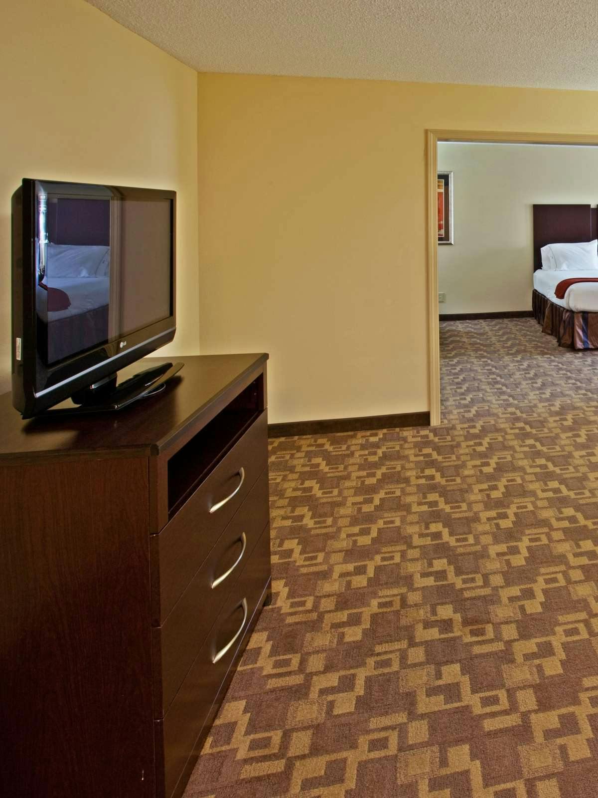 Hotel Holiday Inn Express Hotel & Suites Lexington Northeast photo 2