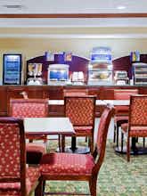 Hotel Holiday Inn Express Hotel & Suites Lexington NW The Vineyard photo 5