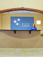 Hotel Holiday Inn Express Hotel & Suites Lexington NW The Vineyard photo 4