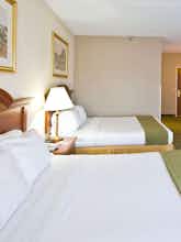 Hotel Holiday Inn Express Hotel & Suites Live Oak photo 1