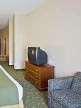 Hotel Holiday Inn Express Hotel & Suites Live Oak photo 2