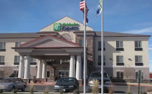 Holiday Inn Express Hotel & Suites Limon