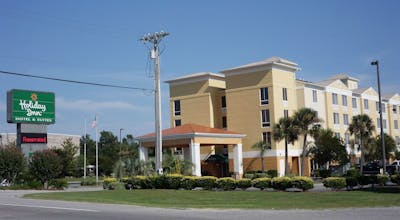 Holiday Inn Express Hotel & Suites Little River