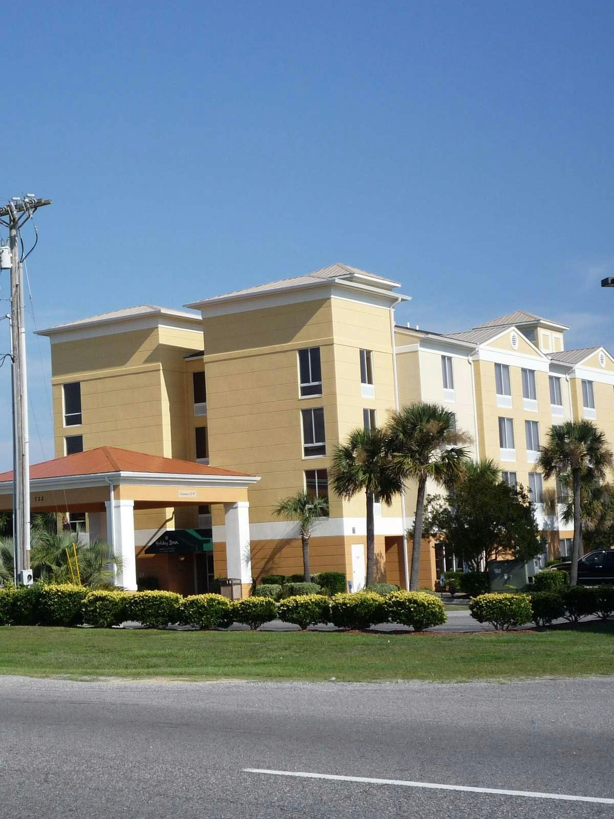 Hotel Holiday Inn Express Hotel & Suites Little River photo 5