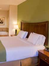 Hotel Holiday Inn Express Hotel & Suites Lincoln photo 1