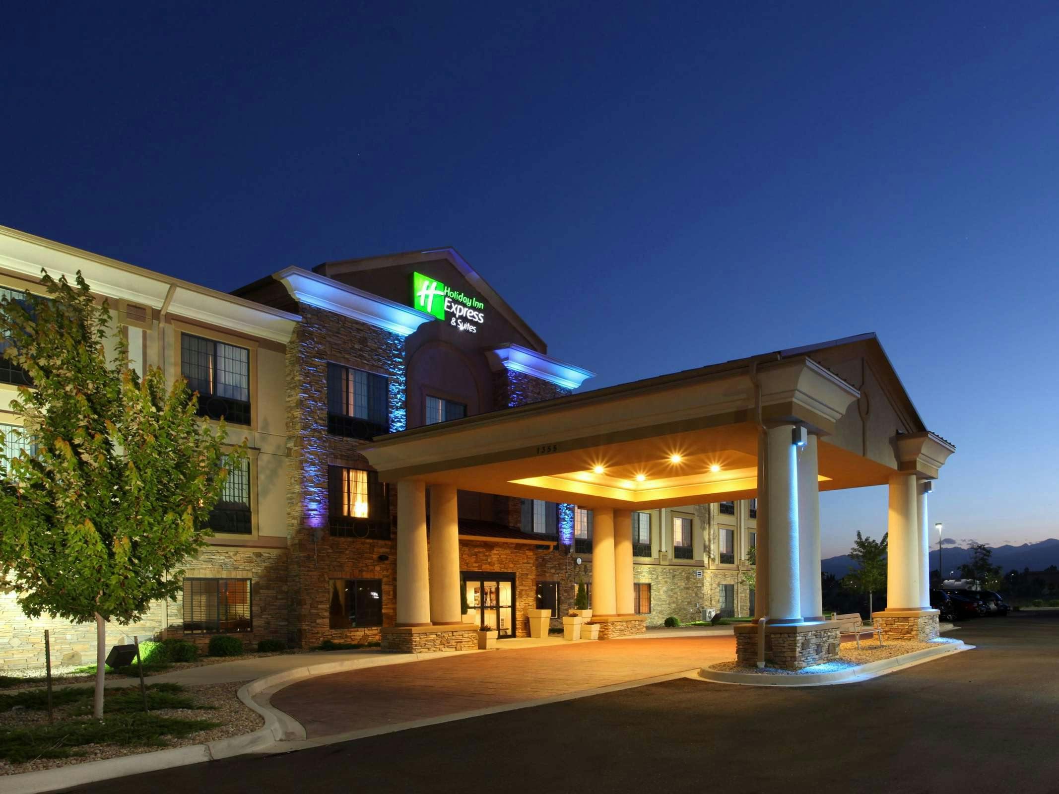 Holiday Inn Express Hotel & Suites Longmont