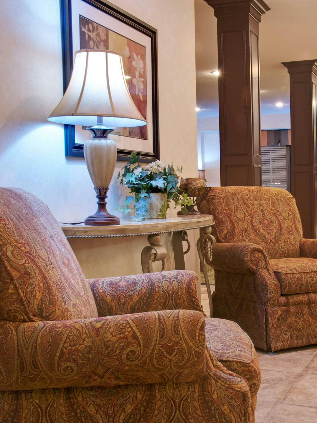 Hotel Holiday Inn Express Hotel & Suites Livingston photo 4