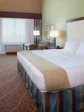 Hotel Holiday Inn Express Hotel & Suites Logan photo 1