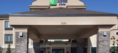 Holiday Inn Express Hotel & Suites Logan