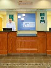 Hotel Holiday Inn Express Hotel & Suites Logan photo 4