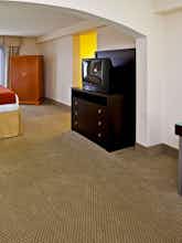 Hotel Holiday Inn Express Hotel & Suites Louisville East photo 2