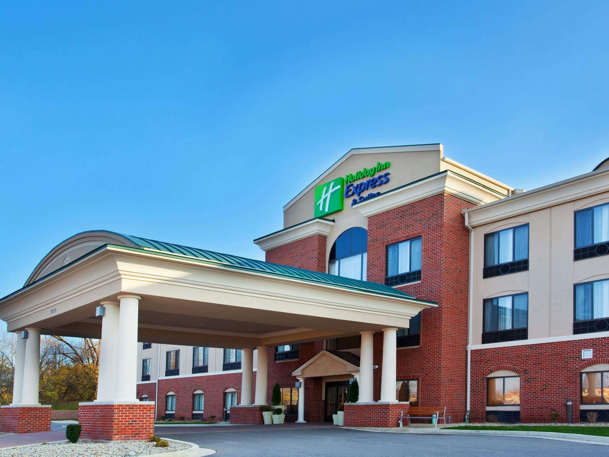 Holiday Inn Express Hotel & Suites Logansport