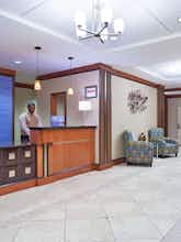 Hotel Holiday Inn Express Hotel & Suites Mason photo 3