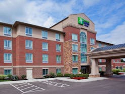 Holiday Inn Express Hotel & Suites Mason