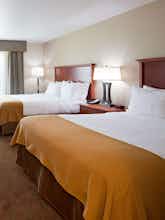 Hotel Holiday Inn Express Hotel & Suites Mason City photo 1