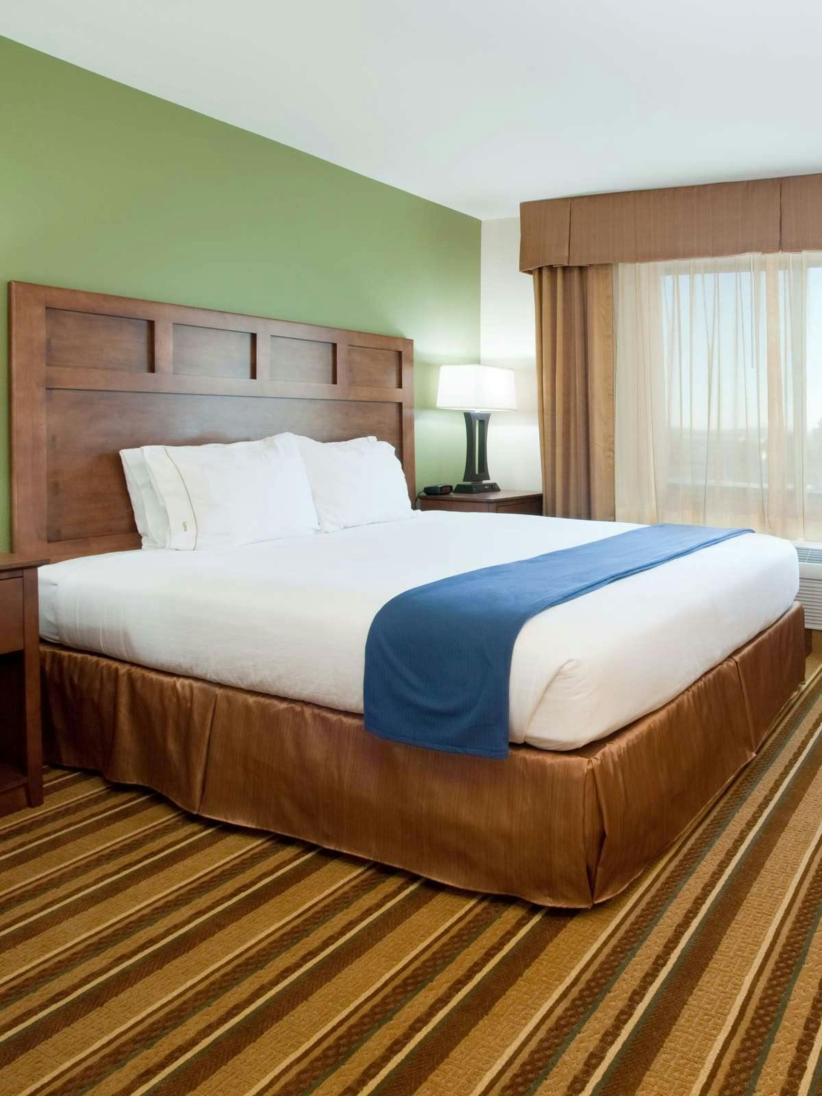 Hotel Holiday Inn Express Hotel & Suites Los Alamos photo 1