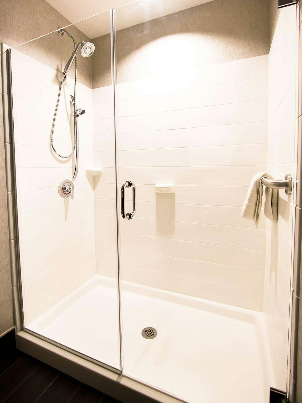 Hotel Holiday Inn Express Hotel & Suites Lakeway photo 1