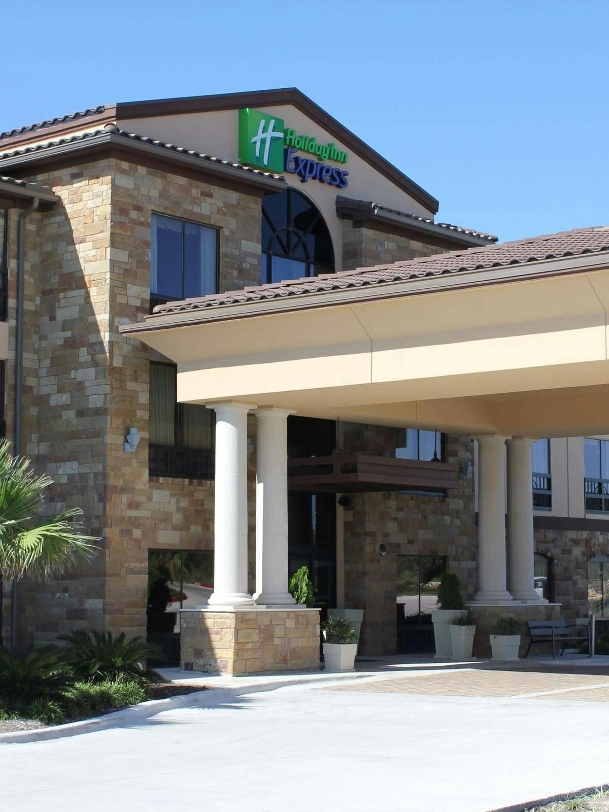 Hotel Holiday Inn Express Hotel & Suites Lakeway photo 3