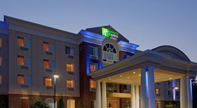 Holiday Inn Express Hotel & Suites Middleboro Raynham