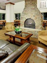 Hotel Holiday Inn Express Hotel & Suites Long Island East End photo 3