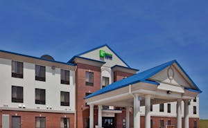 Holiday Inn Express Hotel & Suites Mcpherson