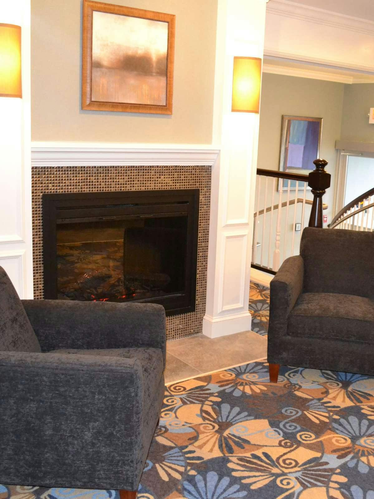 Hotel Holiday Inn Express Hotel & Suites Merrimack photo 2