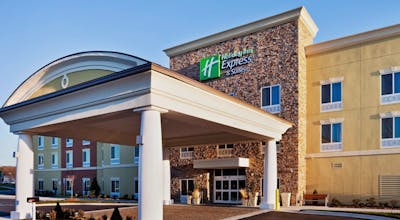 Holiday Inn Express Hotel & Suites Matthews