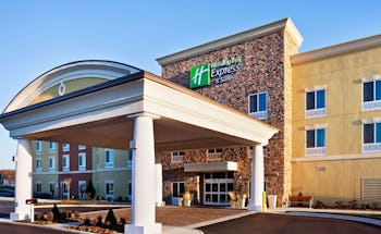 Holiday Inn Express Hotel & Suites Matthews