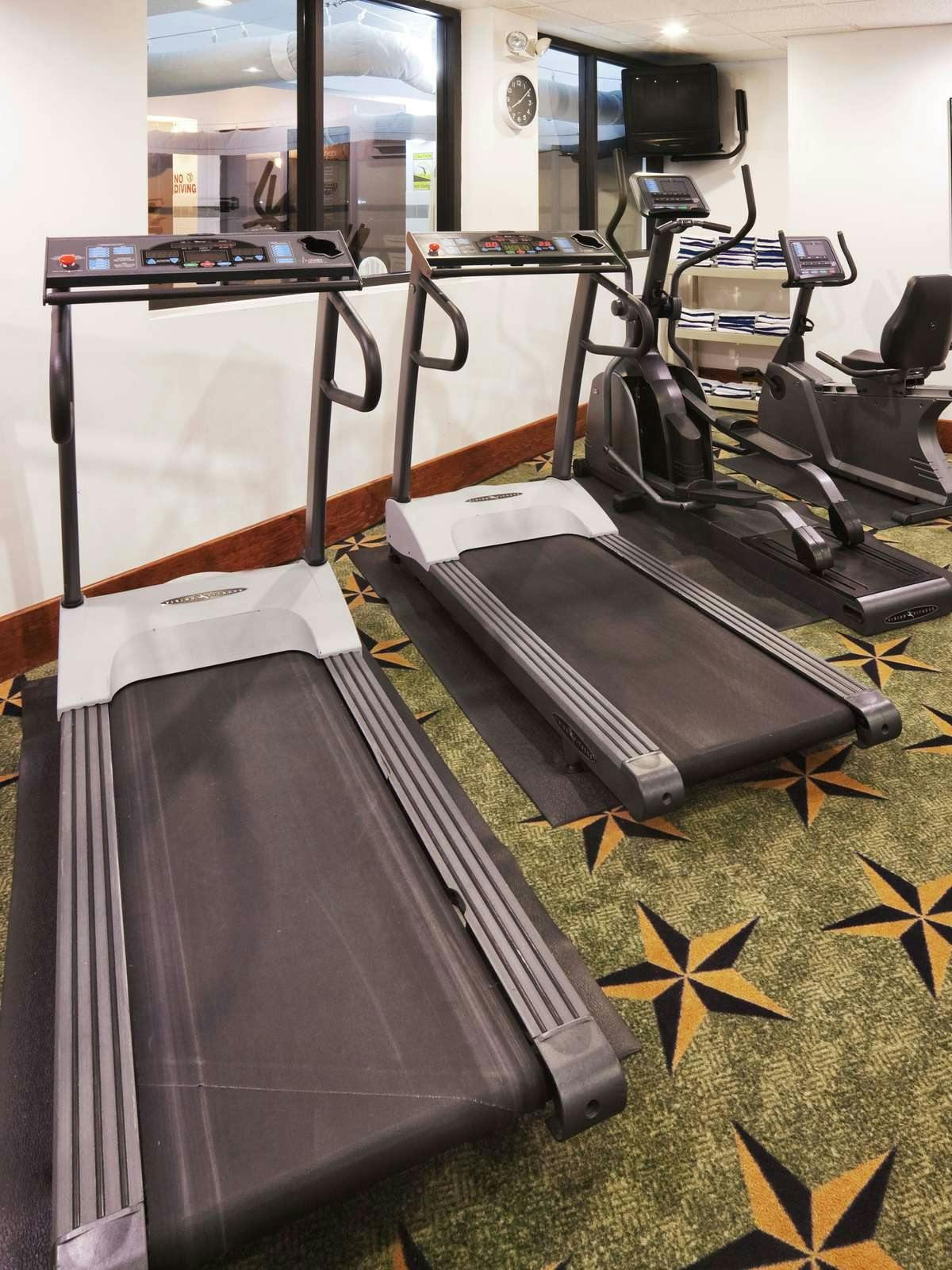 Hotel Holiday Inn Express Hotel & Suites Mesquite photo 5