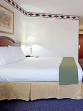 Hotel Holiday Inn Express Hotel & Suites Mebane photo 1