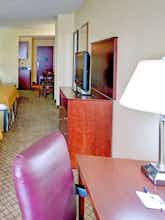 Hotel Holiday Inn Express Hotel & Suites Millington photo 2