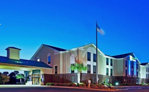Holiday Inn Express Hotel & Suites Milton East I 10
