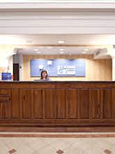 Hotel Holiday Inn Express Hotel & Suites Milton East I 10 photo 4