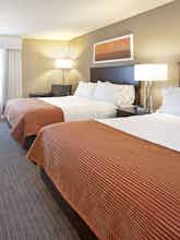 Hotel Holiday Inn Express Hotel & Suites Minnetonka photo 1