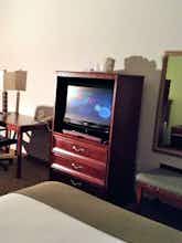 Hotel Holiday Inn Express Hotel & Suites Milford photo 2