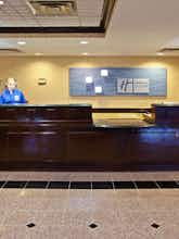 Hotel Holiday Inn Express Hotel & Suites Milford photo 5