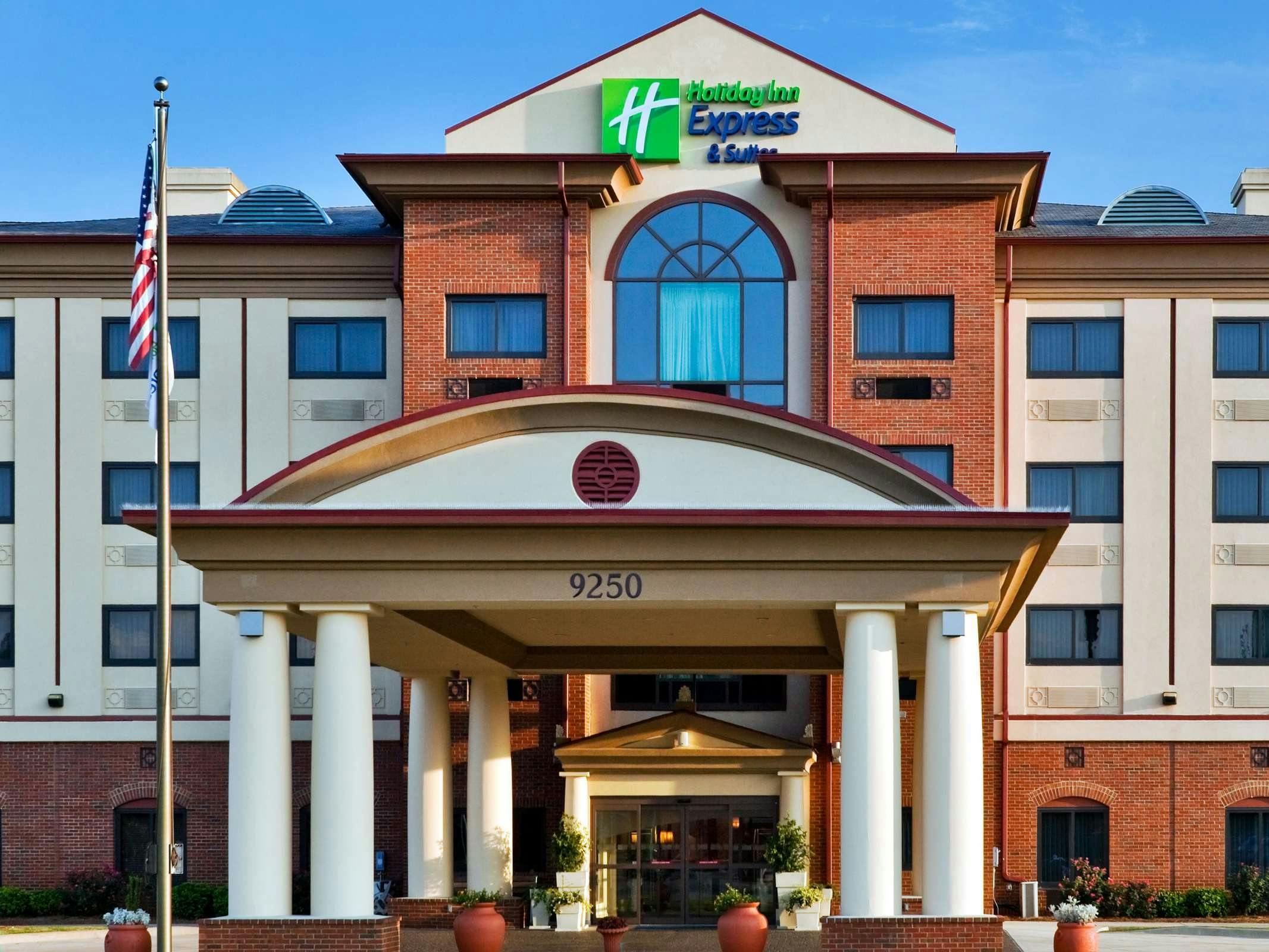 Holiday Inn Express Hotel & Suites Montgomery East